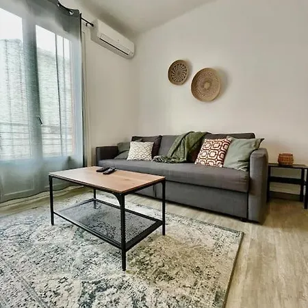 Toulon, Hyper Centre, Clim, 2 Chambres, Proche
